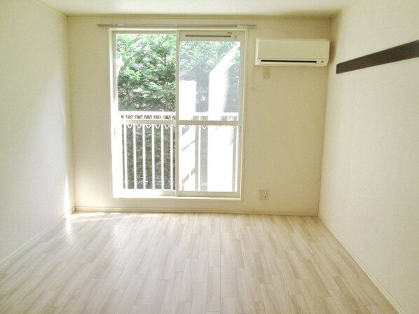 セトル豊郷の物件内観写真